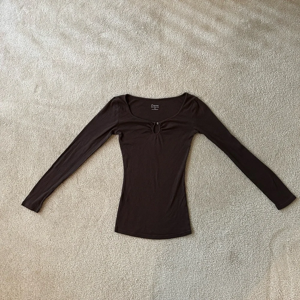 Express sexy basic long sleeve tee - Picture 4 of 5